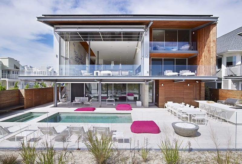 10 Modern Beach Homes You’re Sure to Love