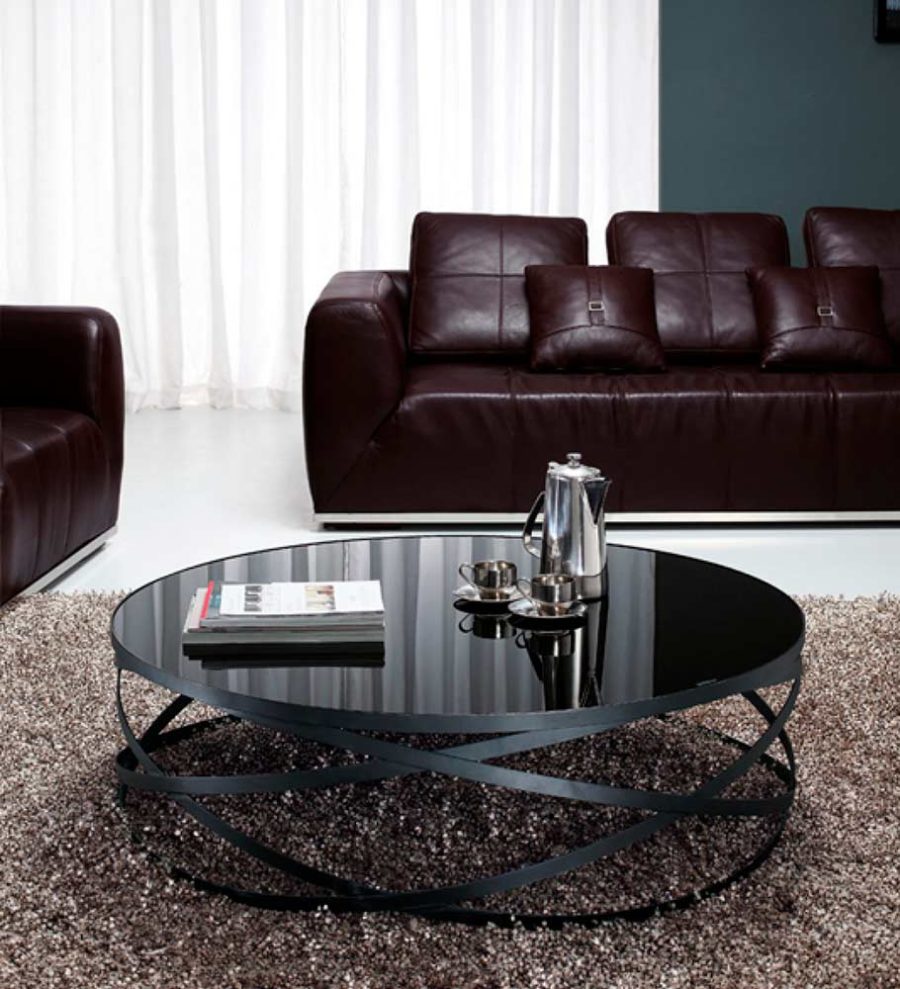 39 Large Coffee Tables For Your Spacious Living Room