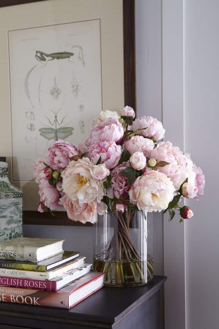 10 Ways to Add a Floral Flair to Your Home