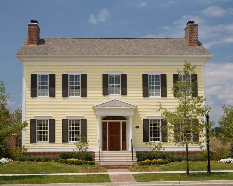 These 15 Colonial Style Homes Will Have You Feeling Warm and Cozy