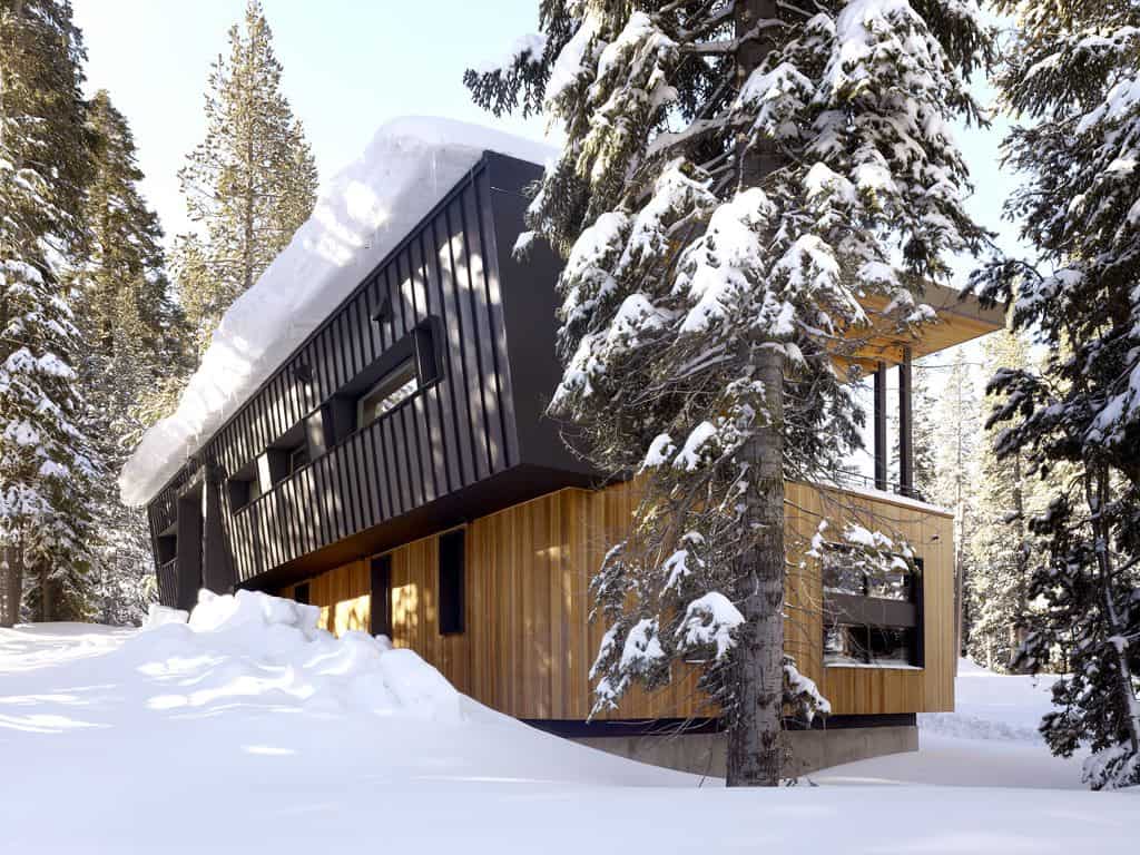 Modern Mountain Home uses Railroad Avalanche Shed Design as Muse