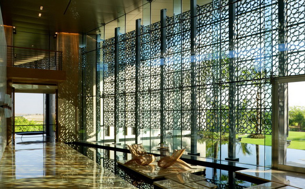 Super Luxury Home in the UAE - a desert paradise on Earth - helal-new-moon-residence-4.jpg