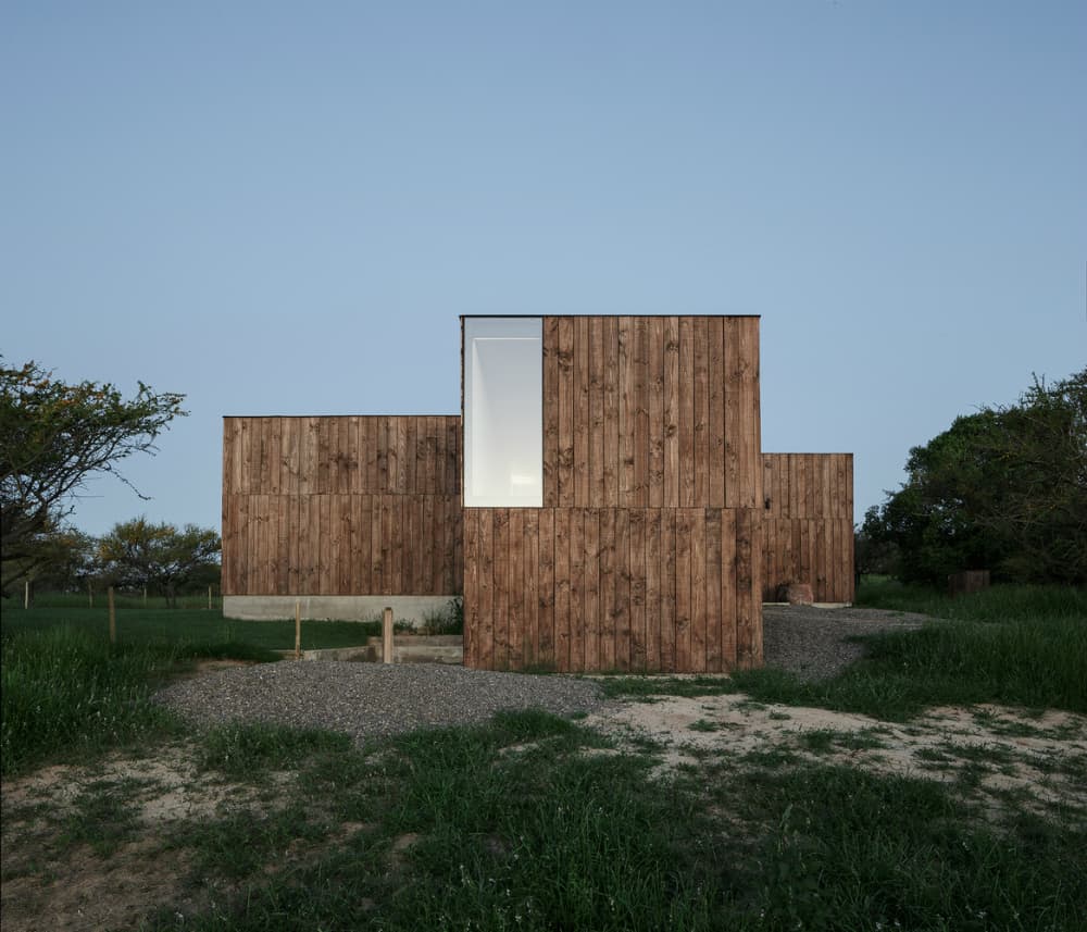 CML House by Ricardo Torrejón + Arturo Chadwick