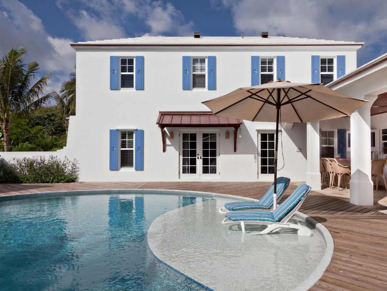 Colonial bermuda residence pool