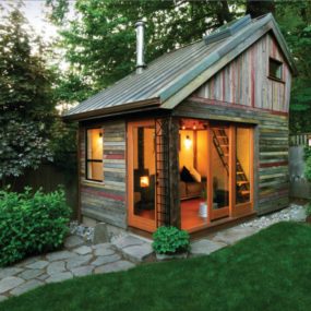 Small barn inspired backyard cottage 285x285 Extremely Tiny Homes: Minimalistic Living in Style