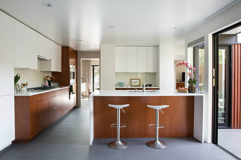 White and mahogany make for a stylish  kitchen design