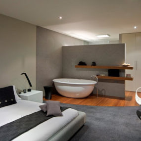 Small Bathtub Designs Made For Ultimate Relaxation