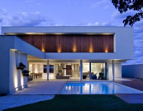 Sleek Modern House in Brasilia Shuts Off Road to Integrate With Nature