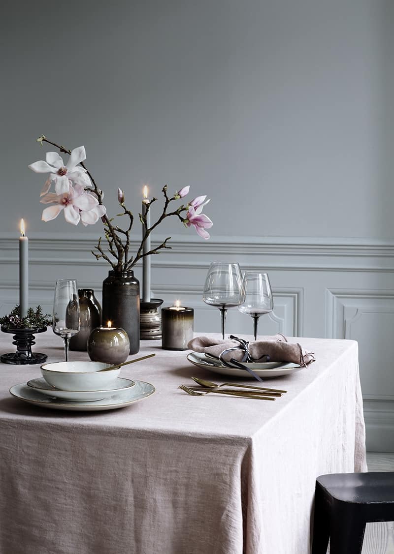 Pastel table setting