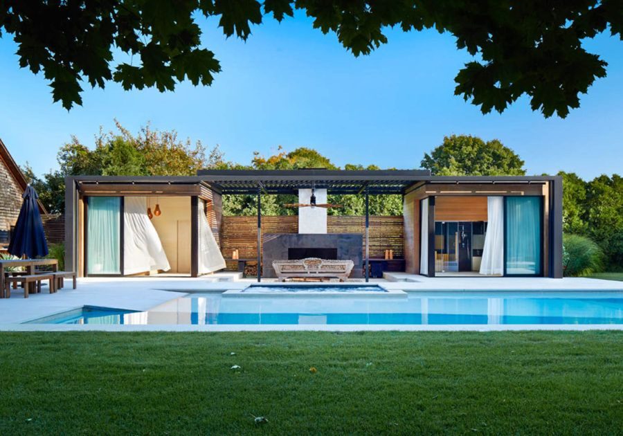 A modern pool house in Amagansett, NY designed by iCrave and pho