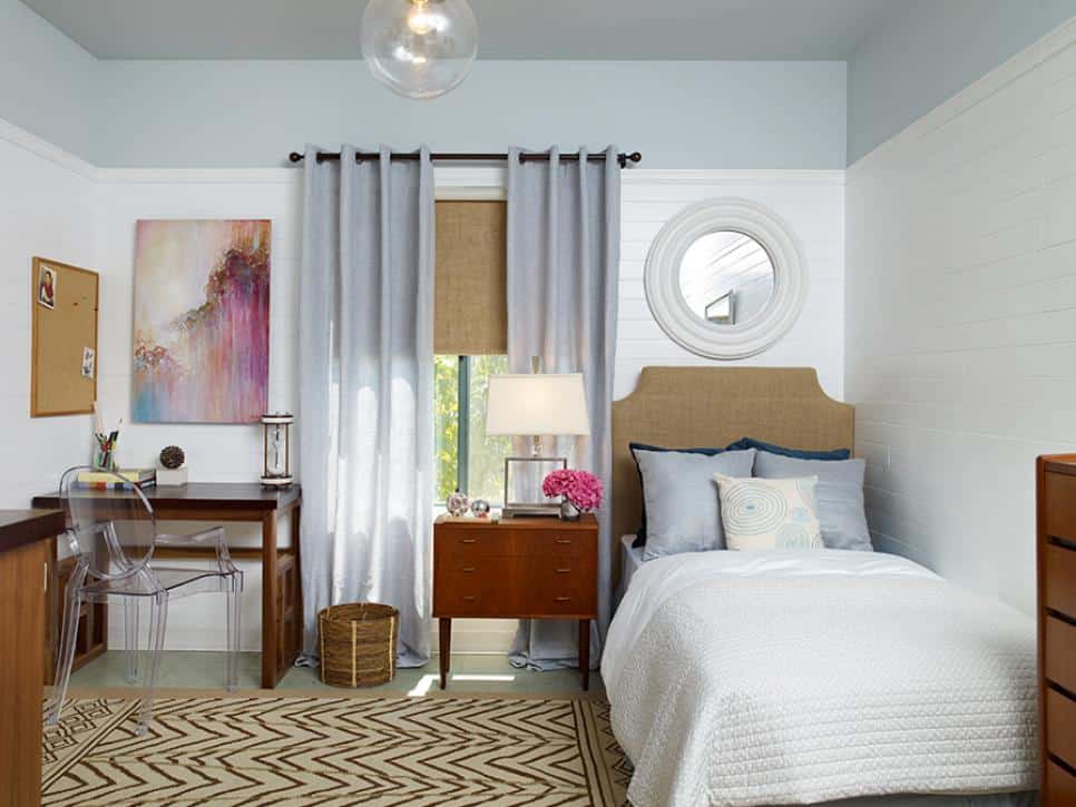 erica-islas-blue-and-beige-contemporary-bedroom