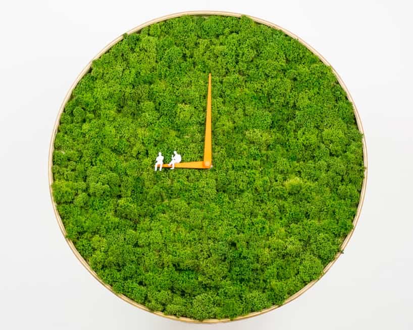 Moss clock by noktuku