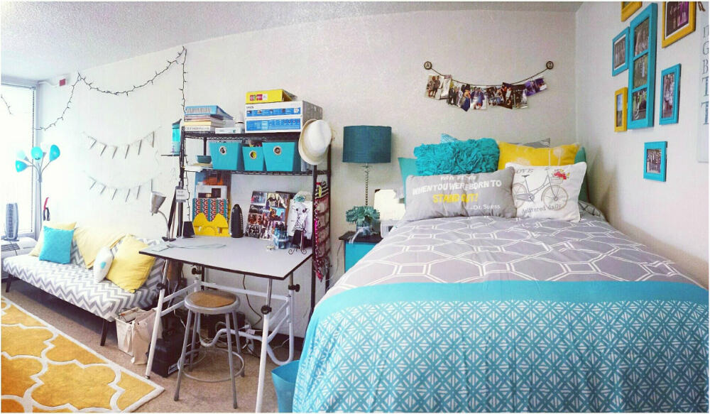 Turquoise and yellow dorm room