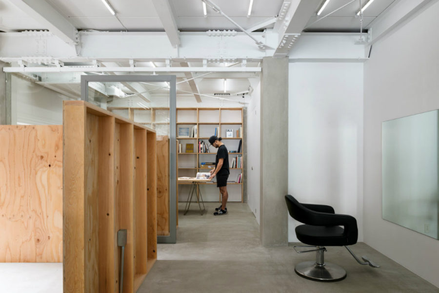 Salon's interior architecture