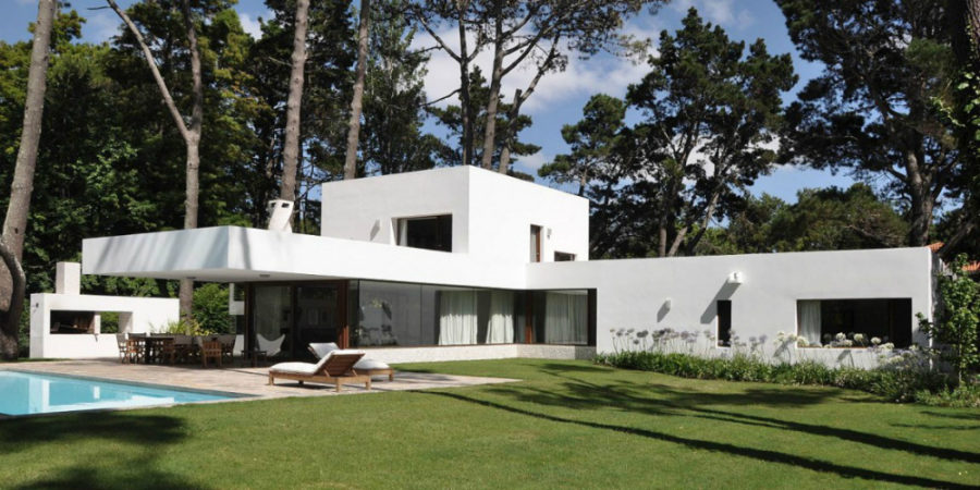 Villa La Hilaria by RDR Arquitectos