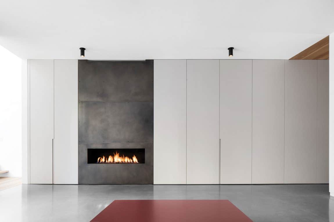 Built-in fireplace