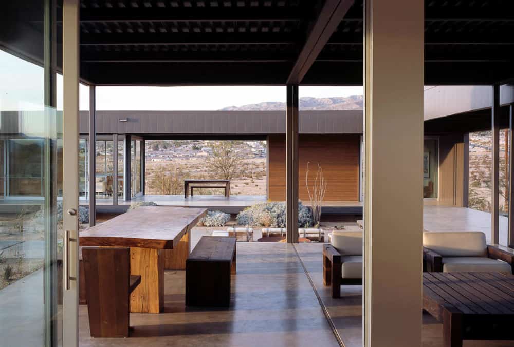 Desert Hot Springs House dining room