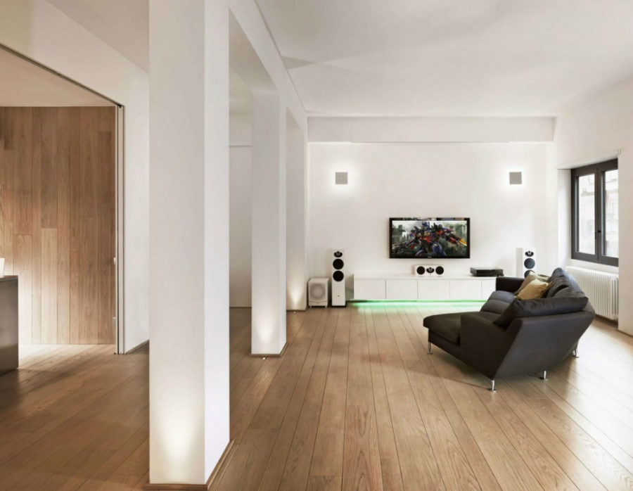 Minimal living room 900x698 Carola Vannini Designs a Palatial Contemporary Apartment in Italy