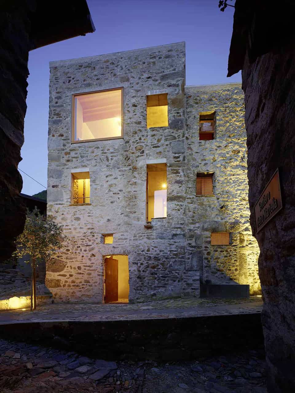Scaiano Stone House by Wespi de Meuron Romeo