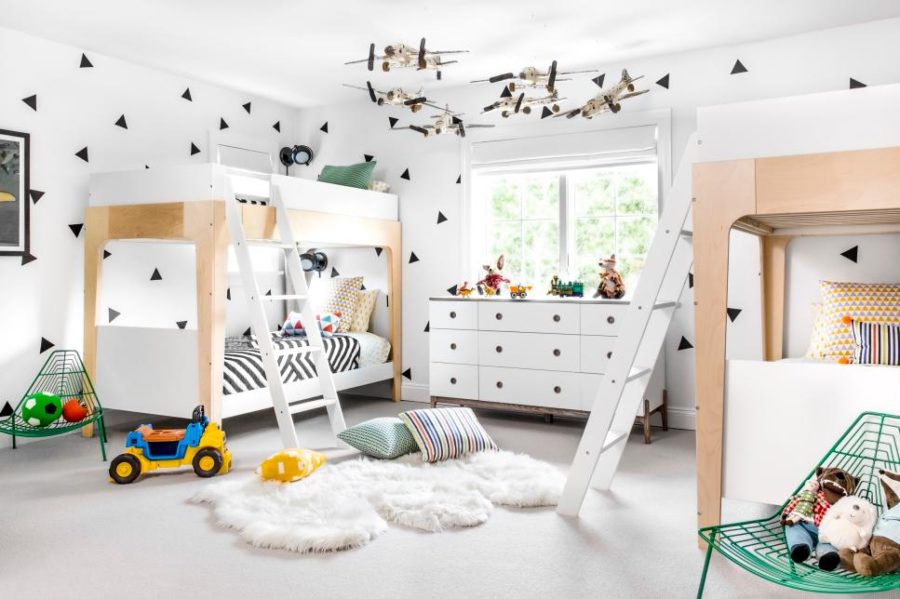Shared kids bedroom by Chango and Co.