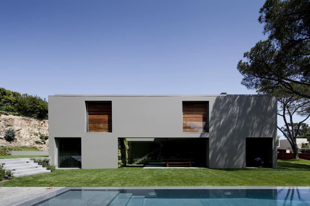 House in Quinta Patino by Frederico Valsassina Arquitectos
