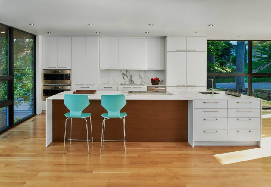 Kitchen with a huge island