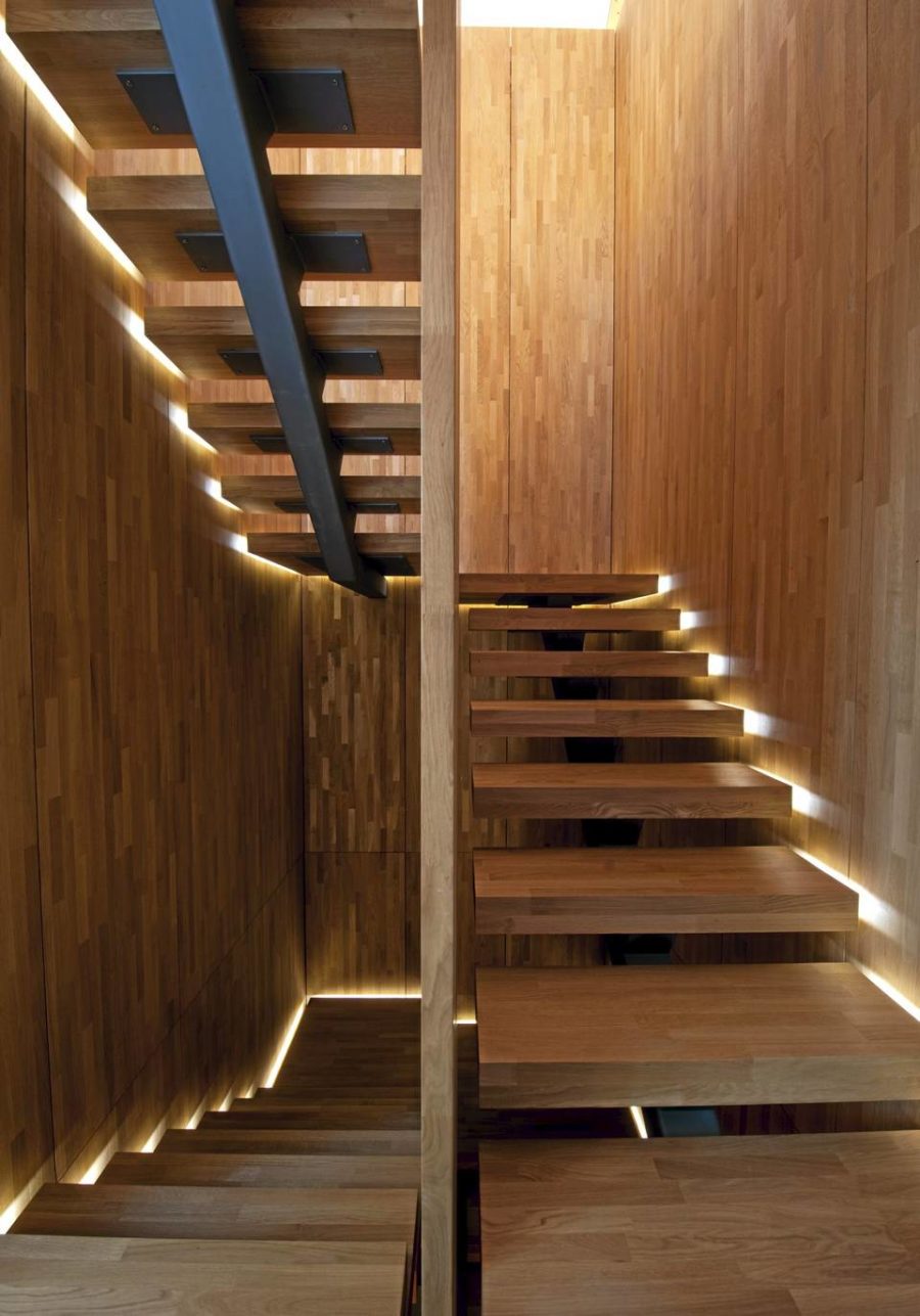Staircase lights
