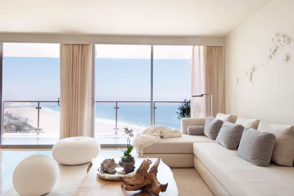 Airy living room by Sarah Barnard
