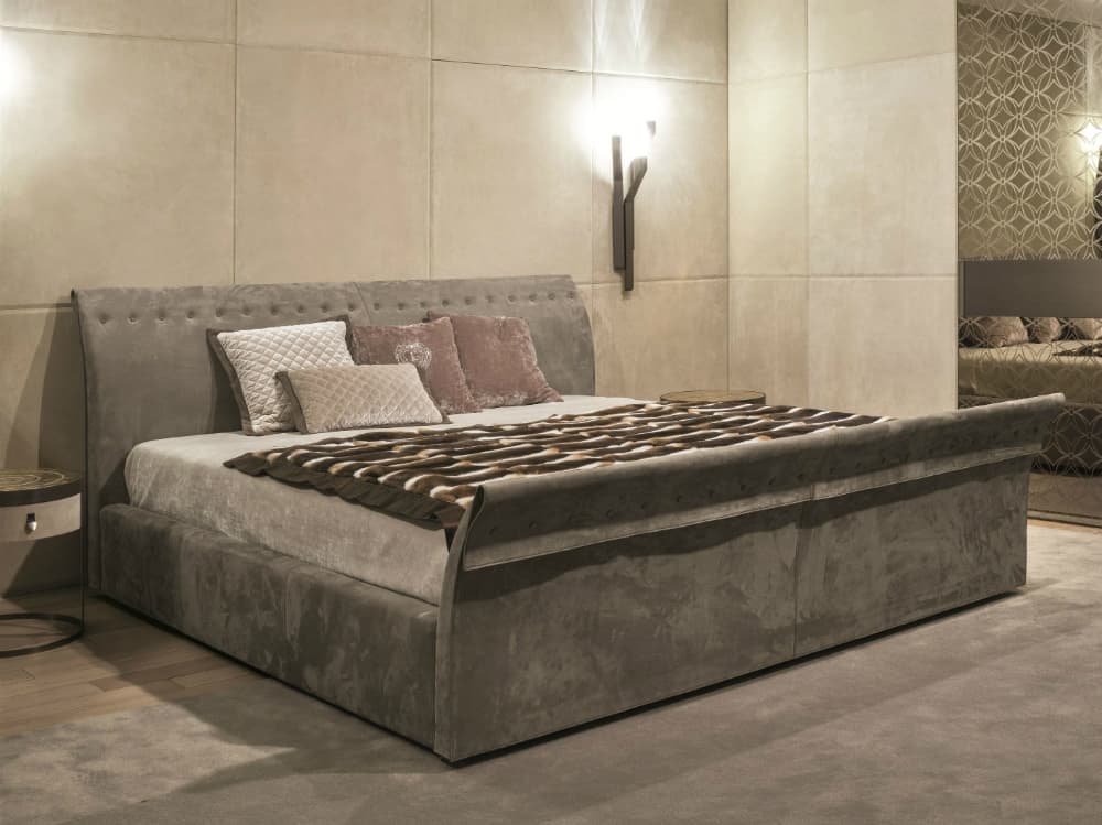 Charme bed by Fratelli Longhi