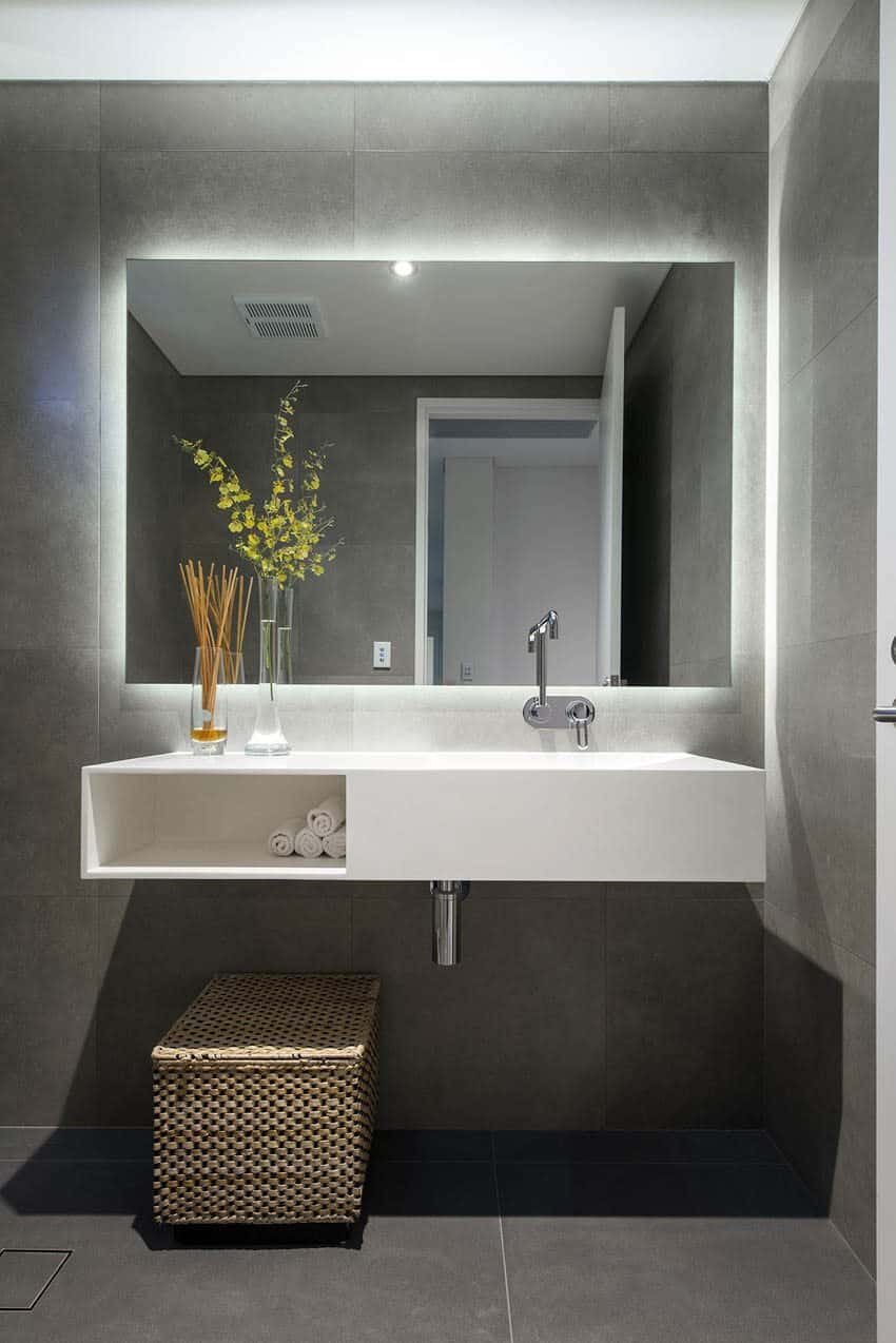 Big Bathroom Mirror Trend In Real Interiors, Large Size Mirror For Bathroom