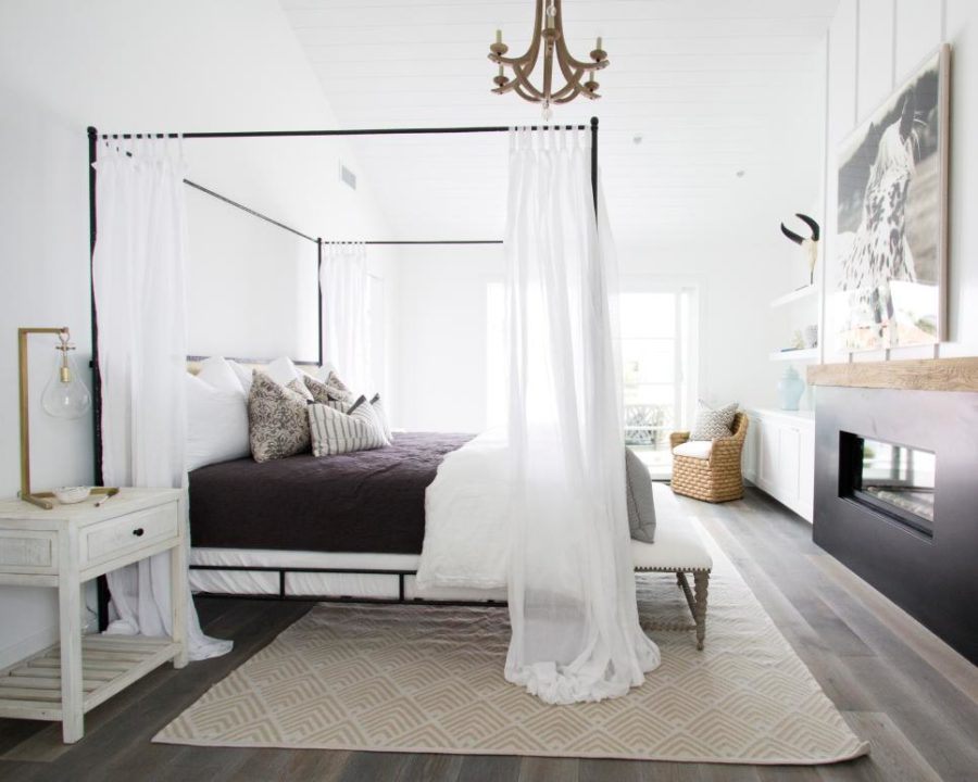 Romantic bedroom design by Blackband Design