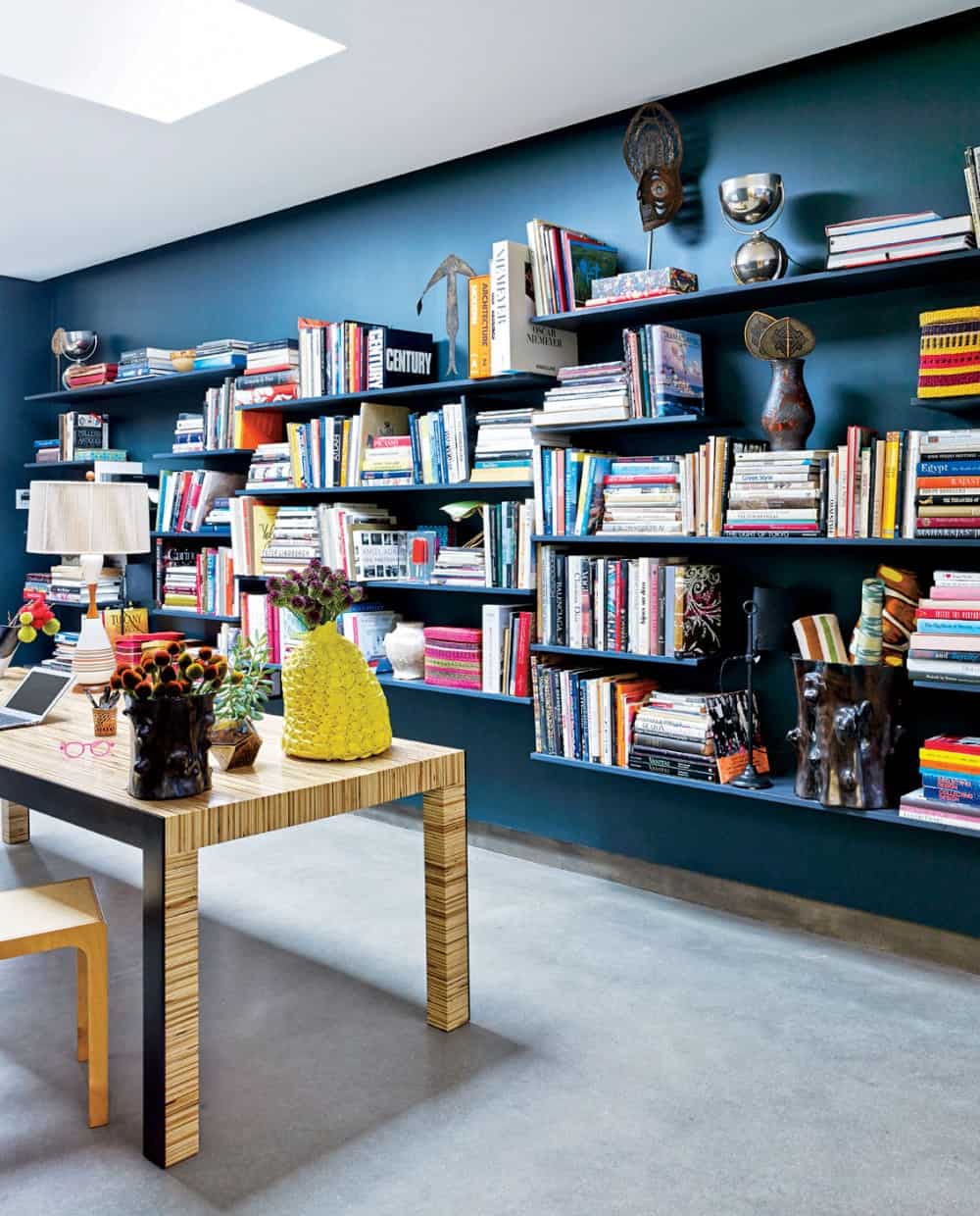Contemporary office library by Muriel Brandolini