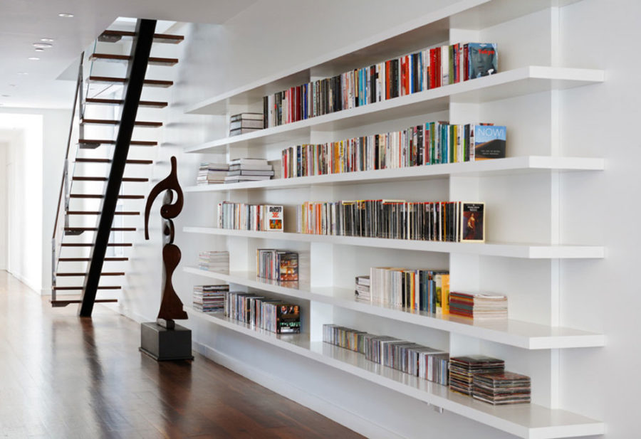Featured image of post Modern Home Library With Ladder / It remains an excellent storage solution and is enjoying a renaissance in the modern home, maximising the space from floor to ceiling for book storage and display of books, objects, homewares and kitchenwares.