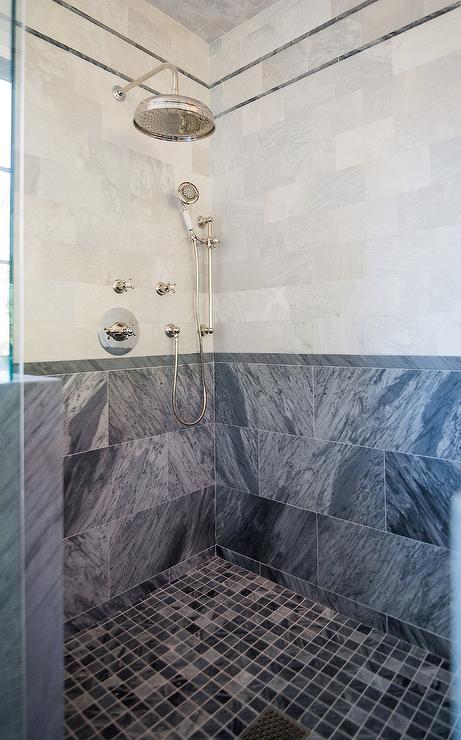 21 Small Walk-in Shower Tile Ideas You Need to Try