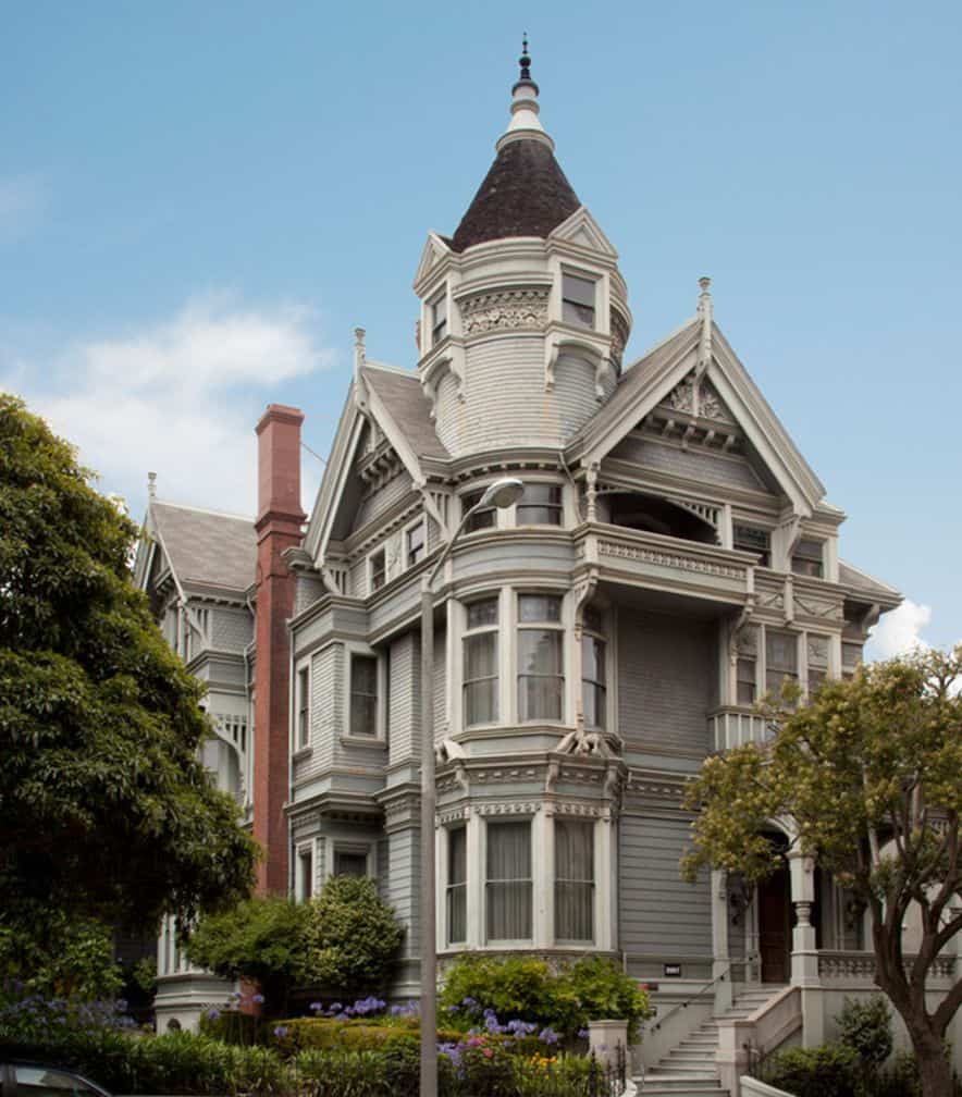 Many government buildings look like this Victorian. 18 Victorian Homes to Make You Swoon