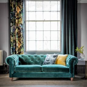 40 Velvet Sofas That Add A Bit of Sex Appeal To The House