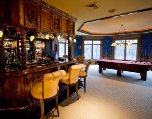 These 15 Basement Bar Ideas Are Perfect For the “Man Cave”