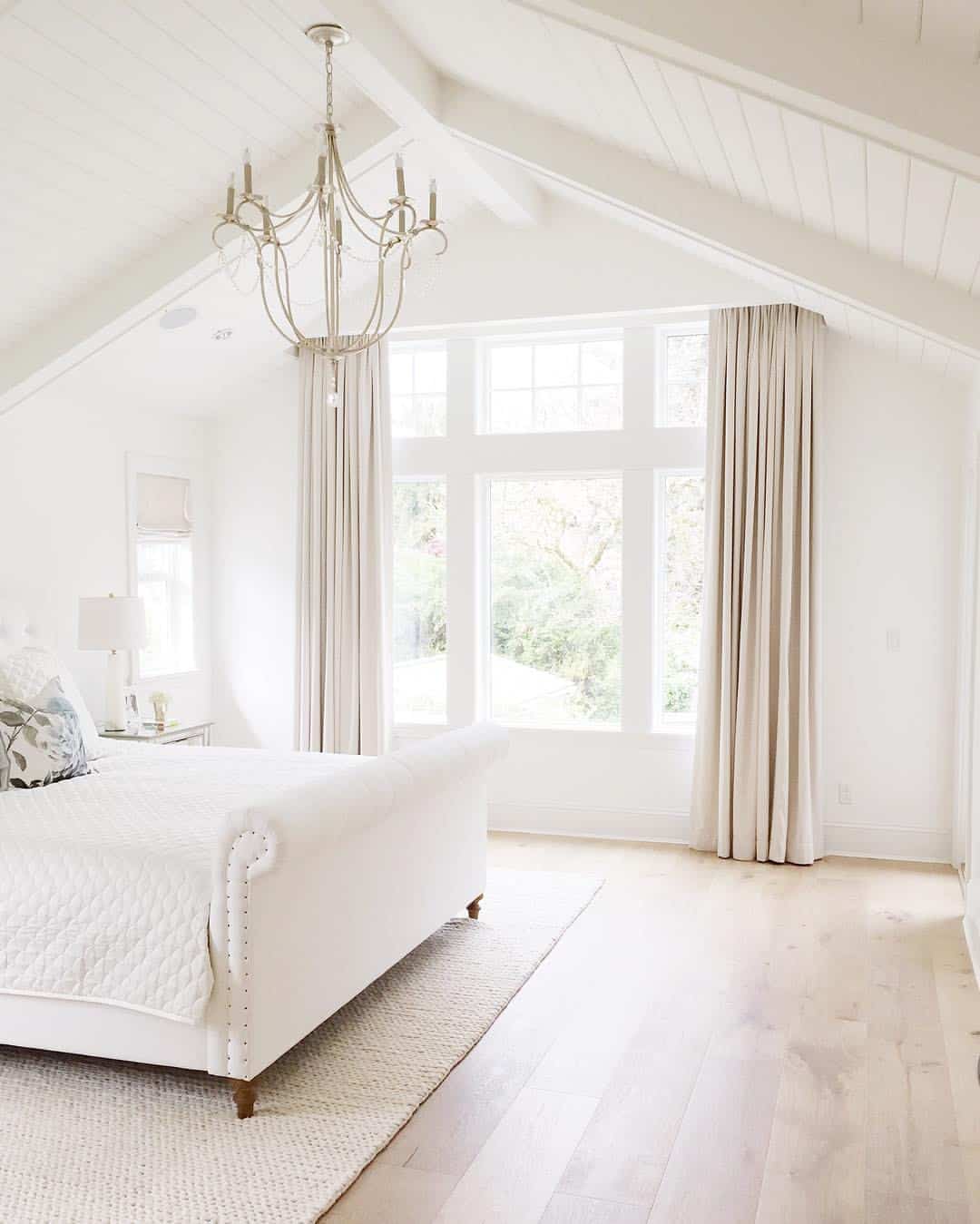 minimalist bedroom chandelier design