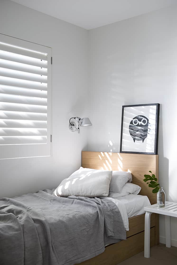 simple-bedroom-minimal-style