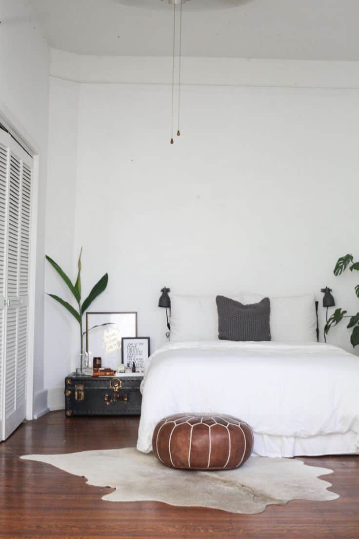 white textural minimalist bedroom
