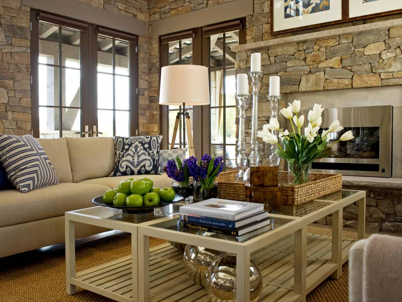 Floating coffee tables happen to be a favorite because of the space they offer.