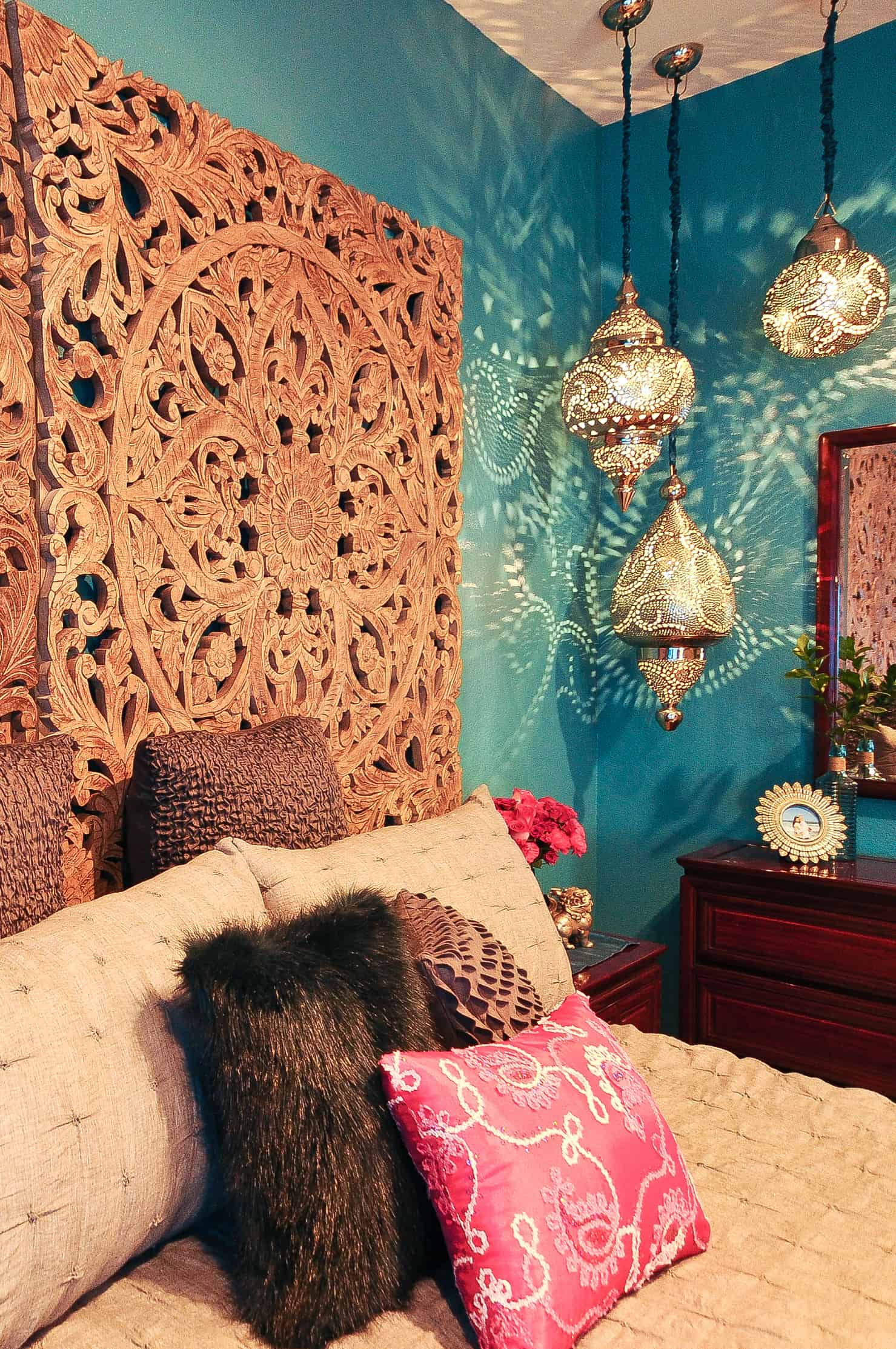 Morrocan pendants are great to add to any bedroom regardless of what decor you may have.