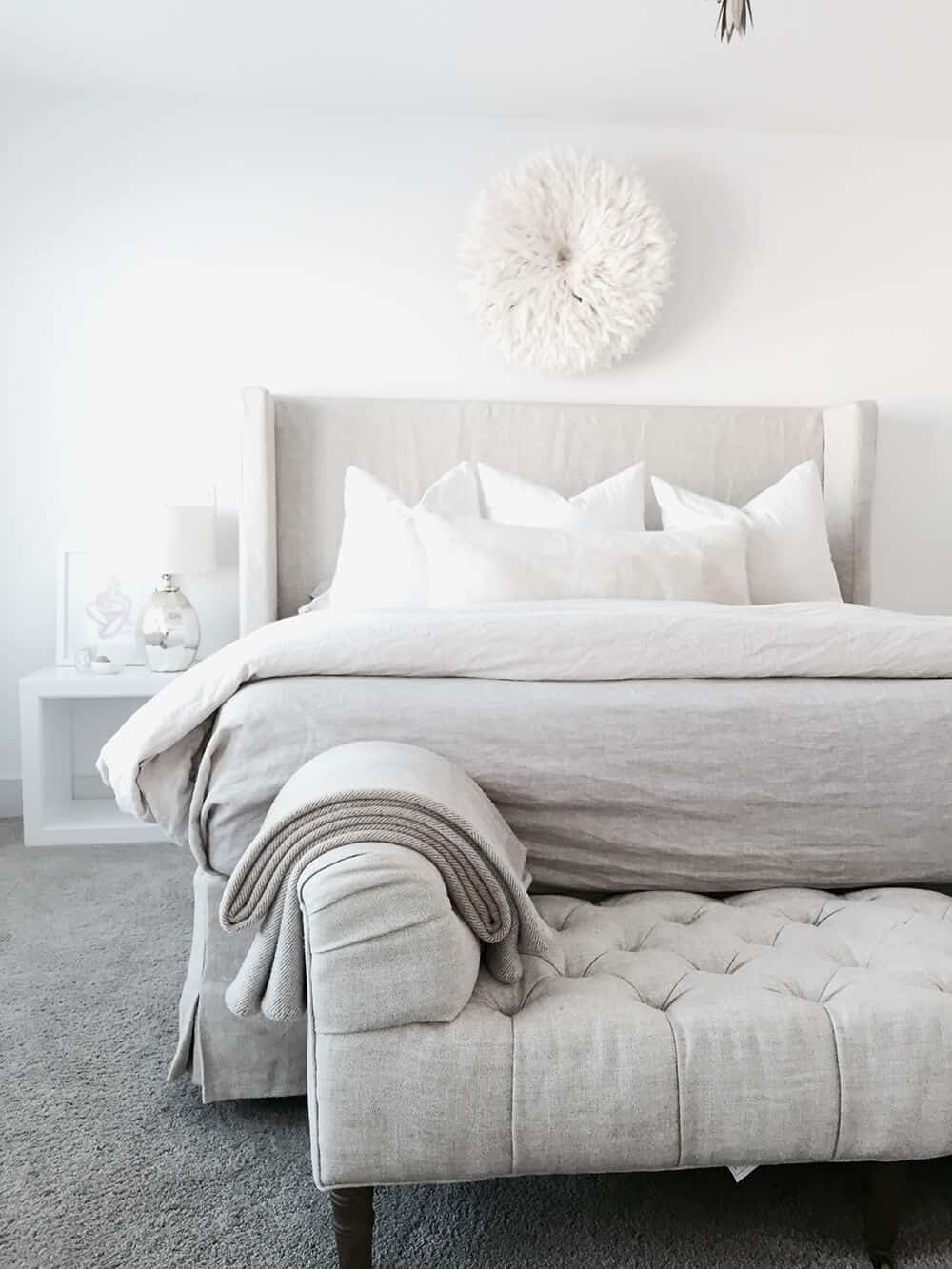 The Top Best Ways to Decorate the End of Your Bed