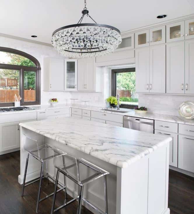 marble and white modern kitchen cabinets