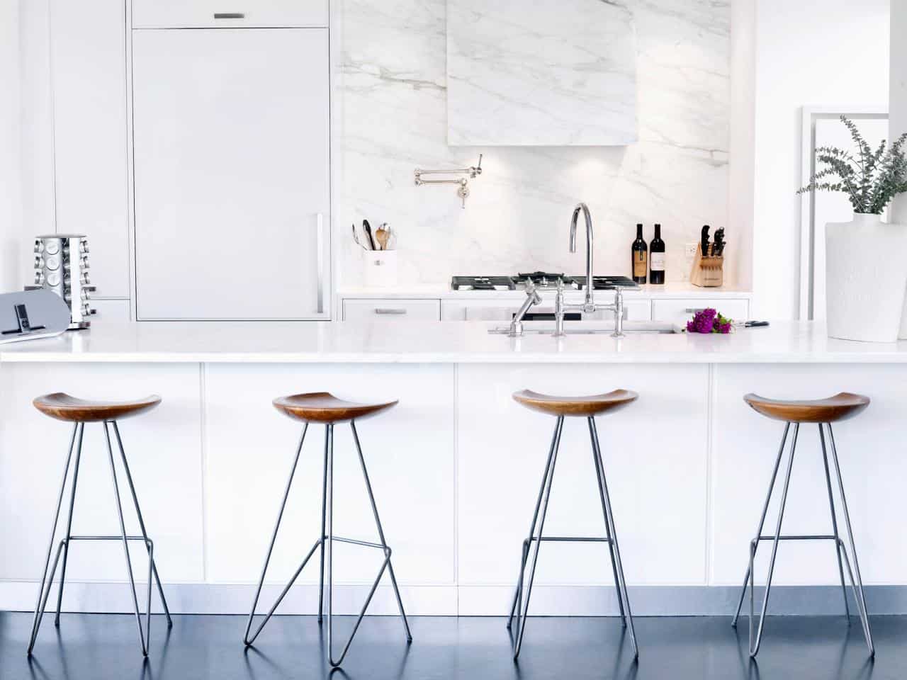 Marble is fresh, clean, and trendy. Which makes it a top favorite when you want to maintain an all-white decor.