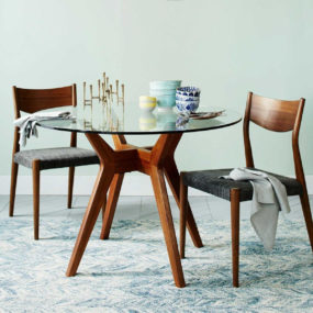 15 Round Glass Dining Room Tables That Add Sophistication To Mealtime