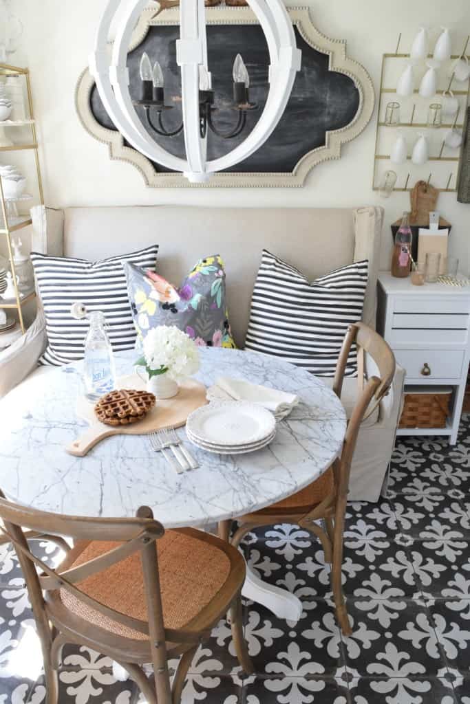 trendy banquette seating idea in small kitchen