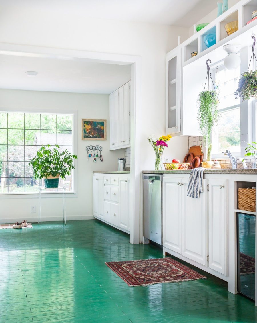 15 Painted Floors That Will Make You Want To Grab A Paintbrush
