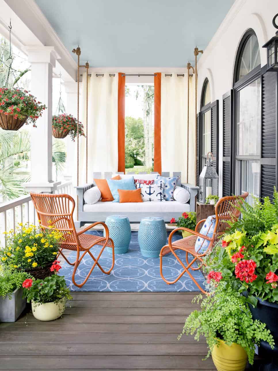 10 Ways To Decorate Your Porch This Summer