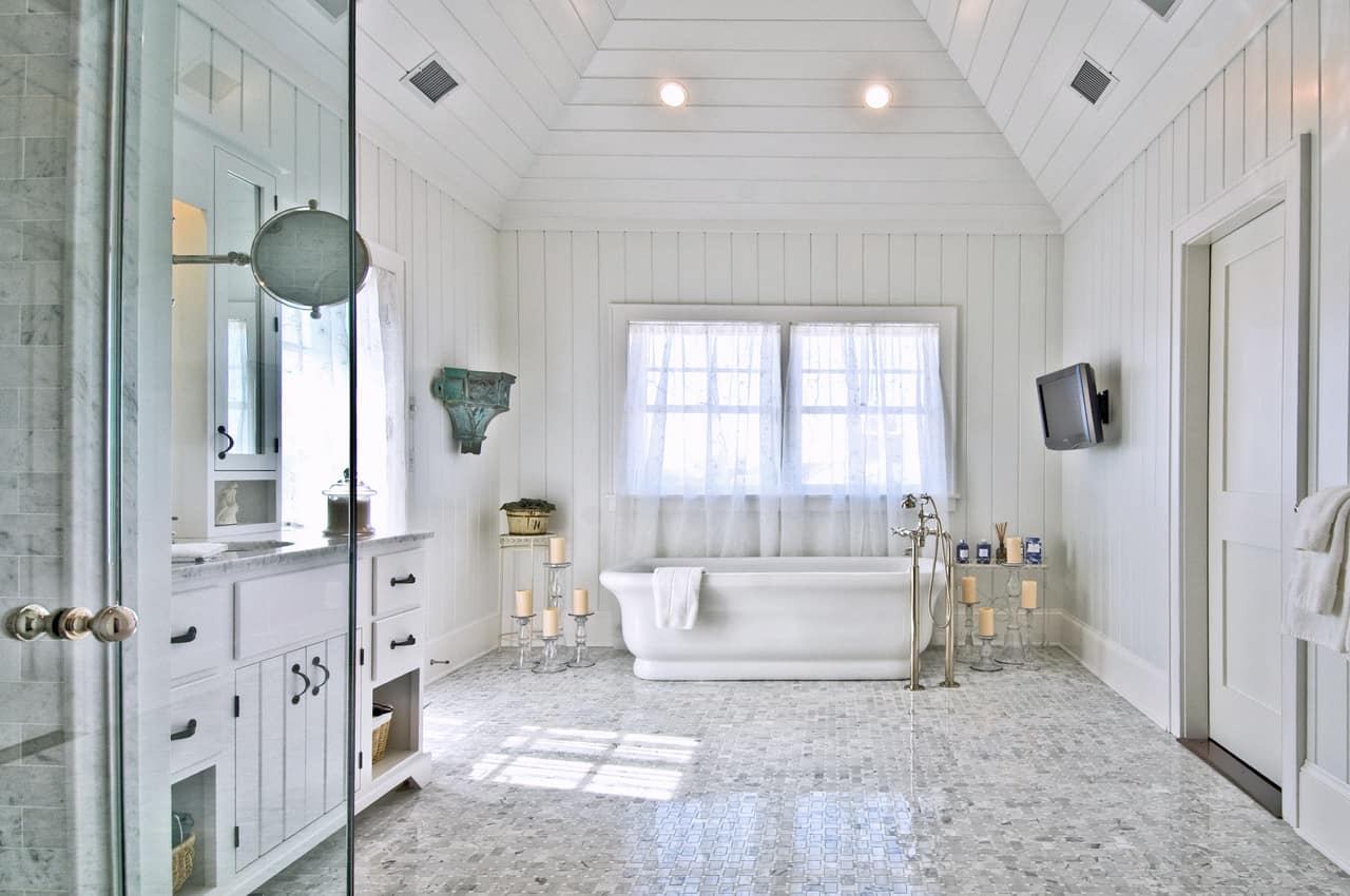 tile flooring in bathroom Beach House Decor That Bring Summer To Your Home All Year Round